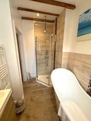 Photo 15- click for photo gallery